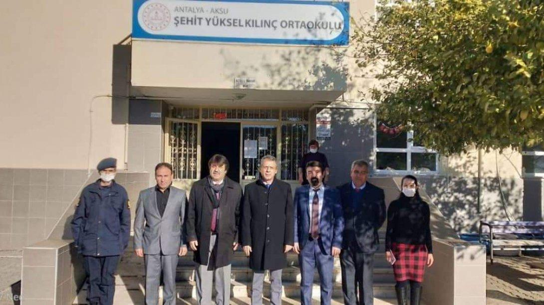 Aksu Kaymakamımız Sayın Ahmet Hikmet Şahin Şehit Yüksel Kılınç Ortaokulu Müdürlüğünü Ziyaret Etti.