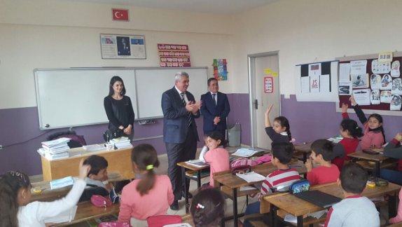 İlçe Milli Eğitim Müdürümüz Şeref Ülker İlkokulunu ziyaret etti.