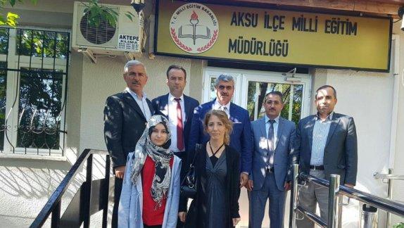 Türkiye 1. si Aksu İmam Hatip Ortaokulu öğrencimiz İlçe Milli Eğitim Müdürümüzü ziyaret etti