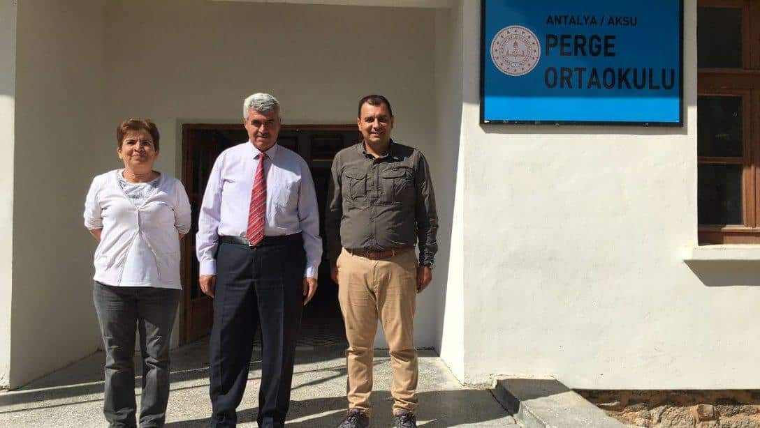 İlçe Milli Eğitim Müdürümüz Süleyman GÖKÇEN, Aksu Perge Ortaokulu Müdürlüğünü ziyaret etti. 