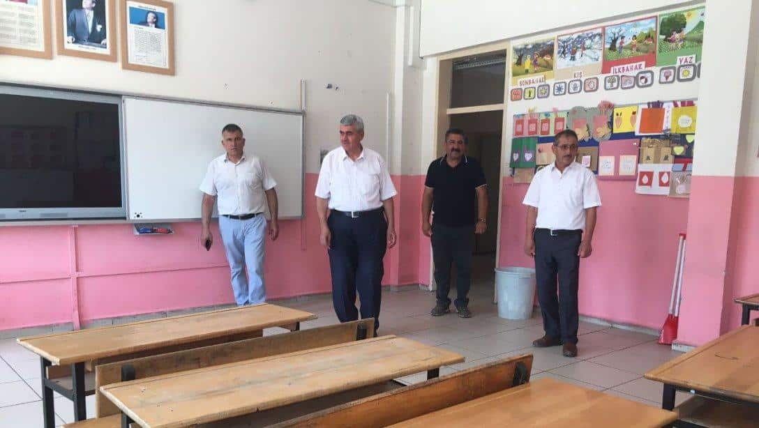 İlçe Milli Eğitim Müdürümüz Süleyman GÖKÇEN Cihadiye İlkokulu Müdürlüğünü ziyaret etti.