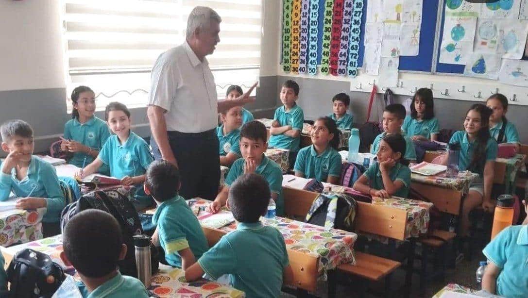 İlçe Milli Eğitim Müdürümüz Sayın Süleyman GÖKÇEN'in Aksu İlkokulu Ziyareti