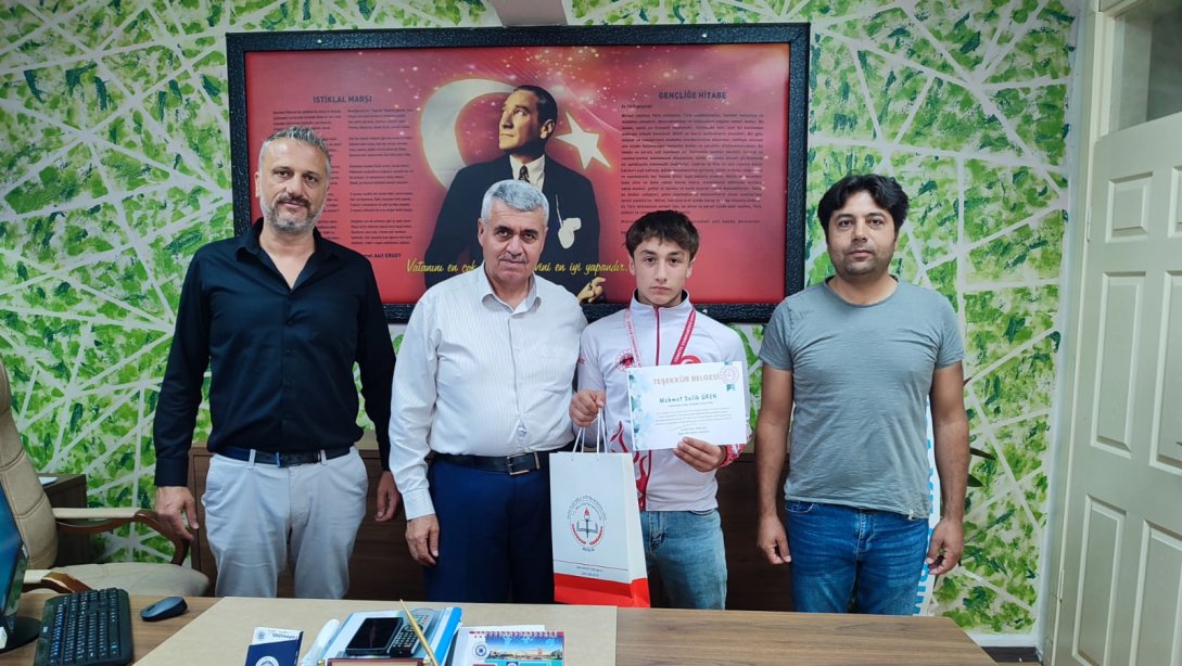 Muaythai Okul Sporları Genç Erkekler Türkiye İkincisi Müdürlüğümüzü Ziyaret Etti